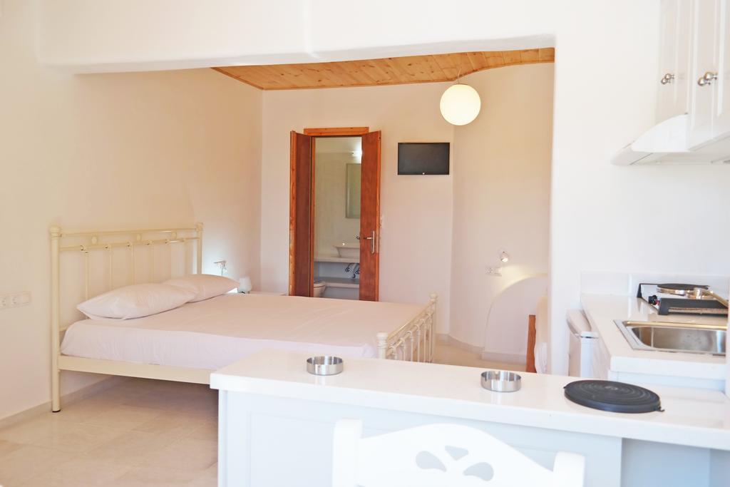 Katerina Suites Agios Prokopios  Exteriör bild