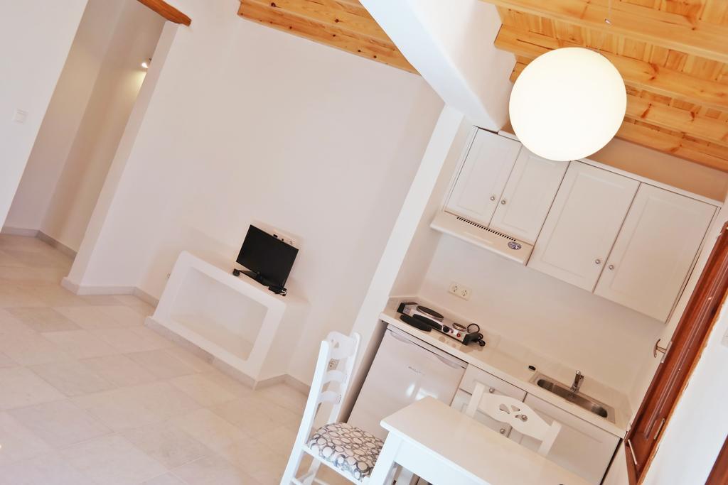 Katerina Suites Agios Prokopios  Exteriör bild